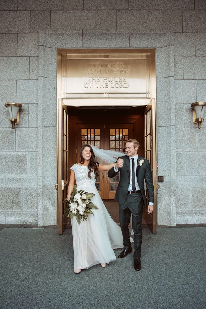 Luxury navy blue wedding suit with custom tailoring and perfect fit by Essato Custom Clothing in Layton, Utah
